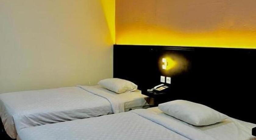 Hotel Benteng Bukittinggi Buitenkant foto