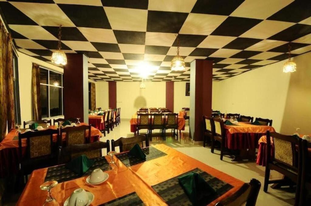 Hotel Benteng Bukittinggi Buitenkant foto