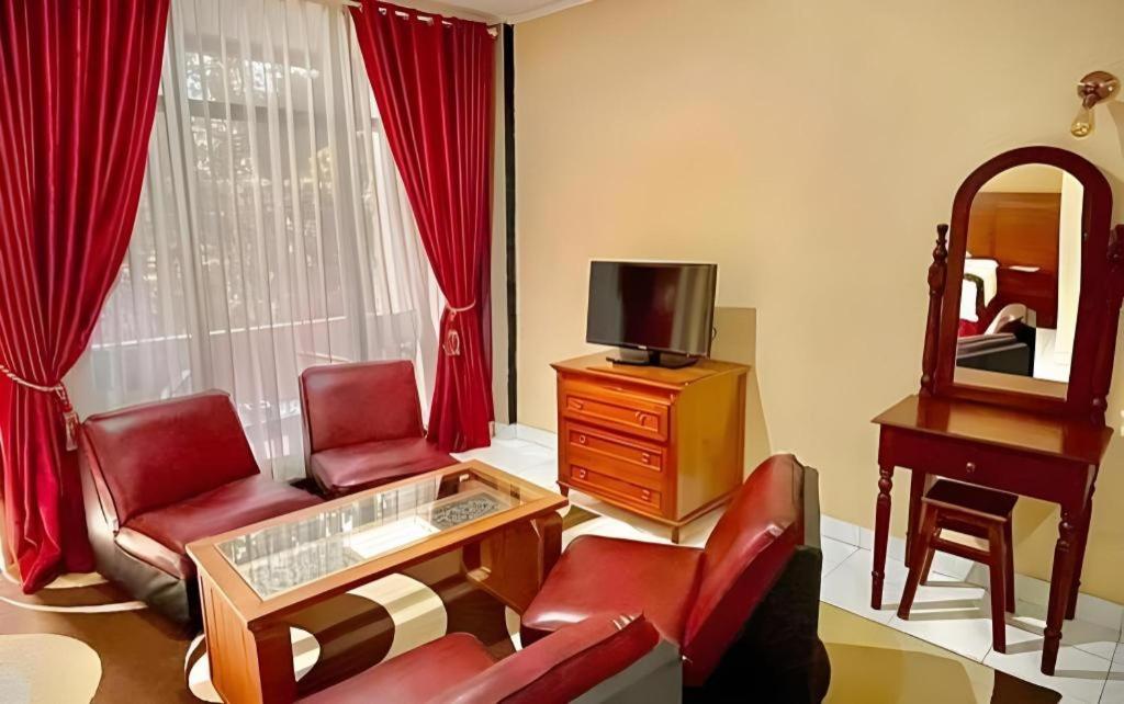 Hotel Benteng Bukittinggi Buitenkant foto