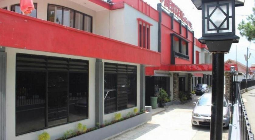 Hotel Benteng Bukittinggi Buitenkant foto