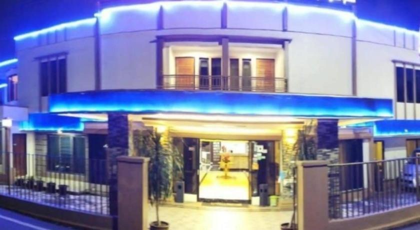 Hotel Benteng Bukittinggi Buitenkant foto