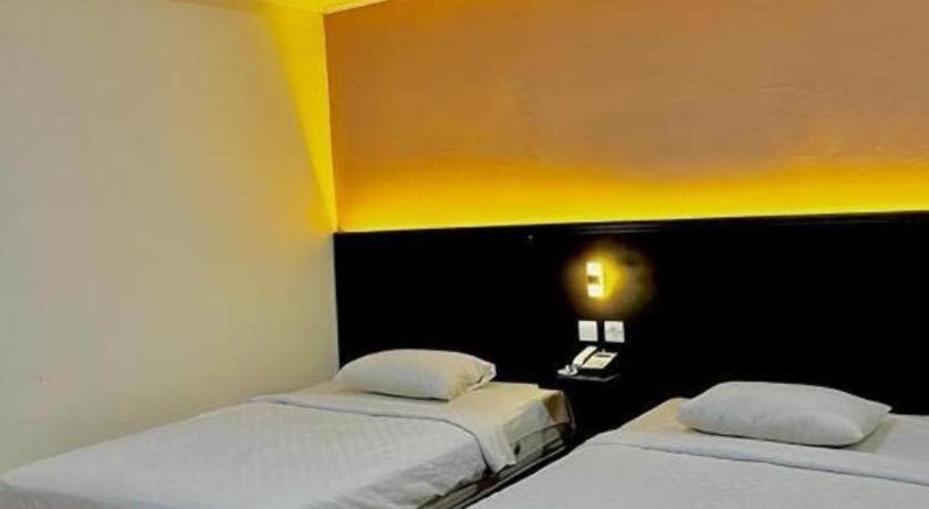 Hotel Benteng Bukittinggi Buitenkant foto
