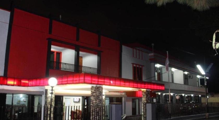 Hotel Benteng Bukittinggi Buitenkant foto