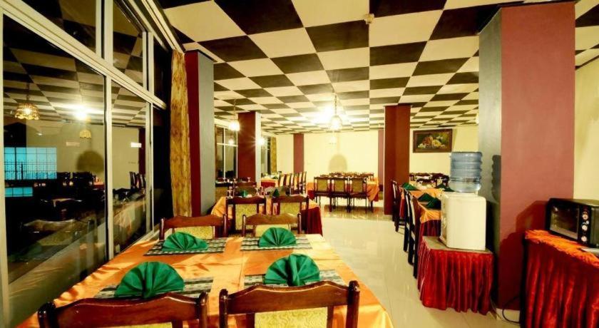 Hotel Benteng Bukittinggi Buitenkant foto