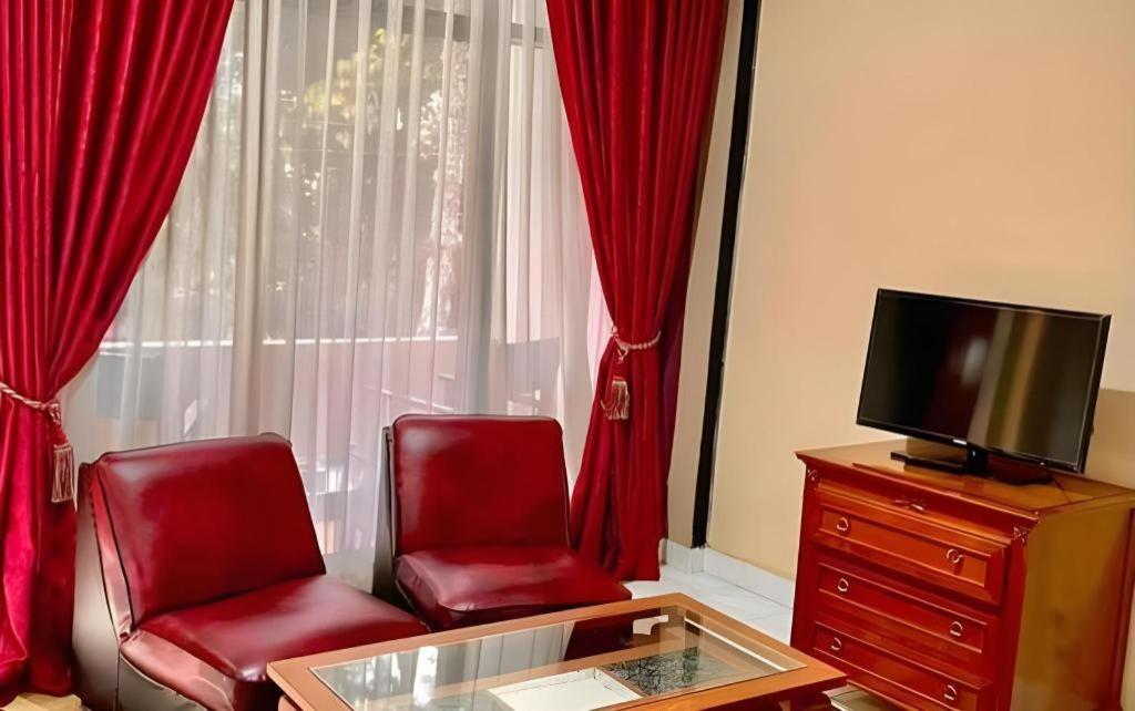 Hotel Benteng Bukittinggi Buitenkant foto